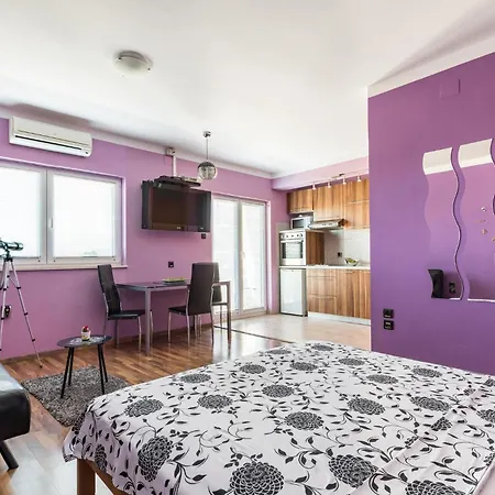 Awesome In Split With Wifi *